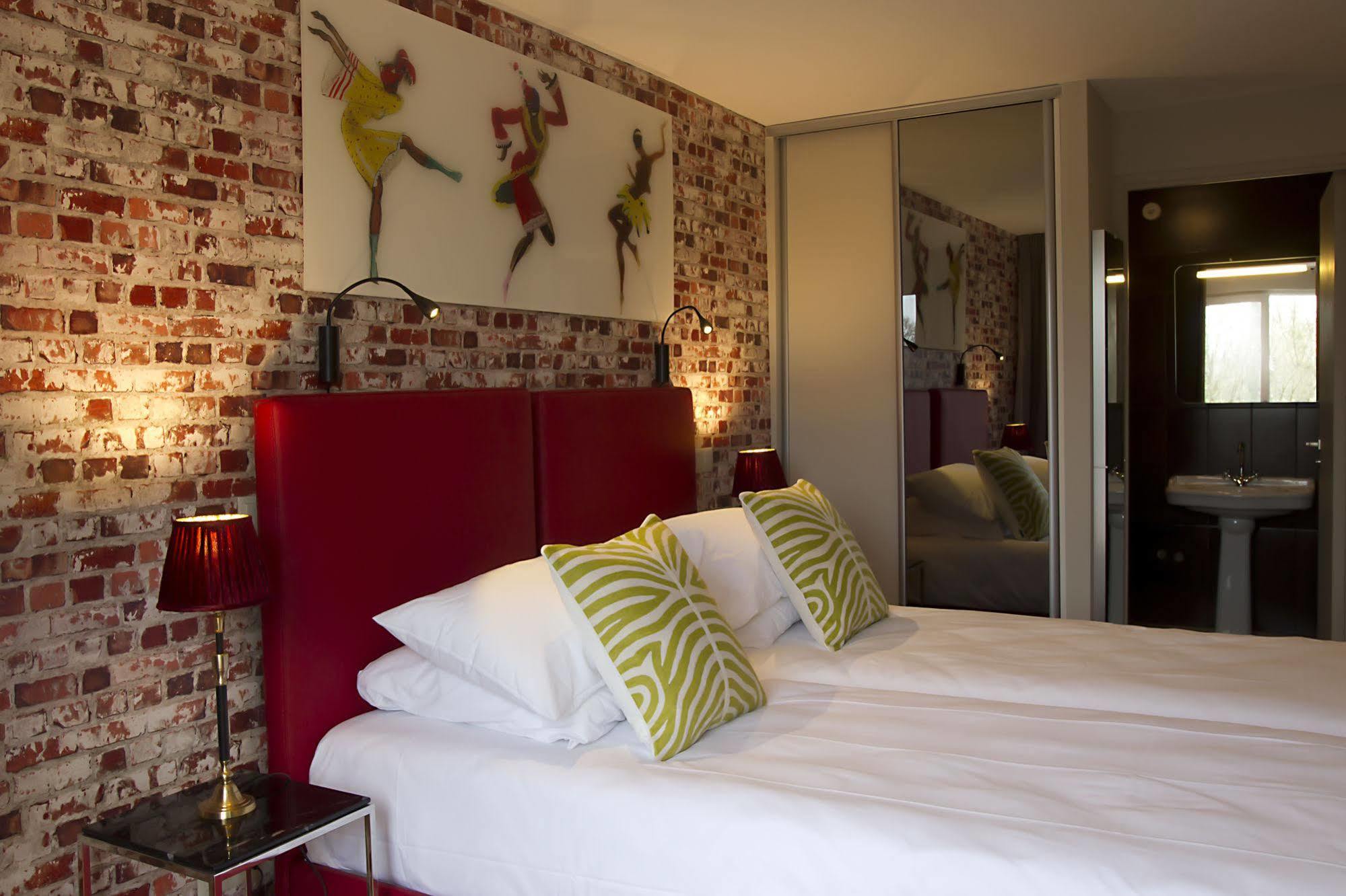 Boutique Hotel Valezieux ロシュコルボン エクステリア 写真
